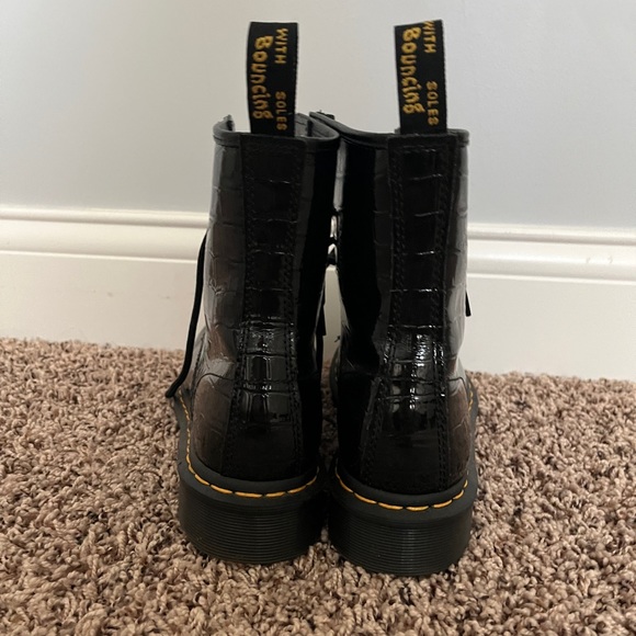 Doc Martens 1460 Black Patent Croc Boots - Picture 3 of 6